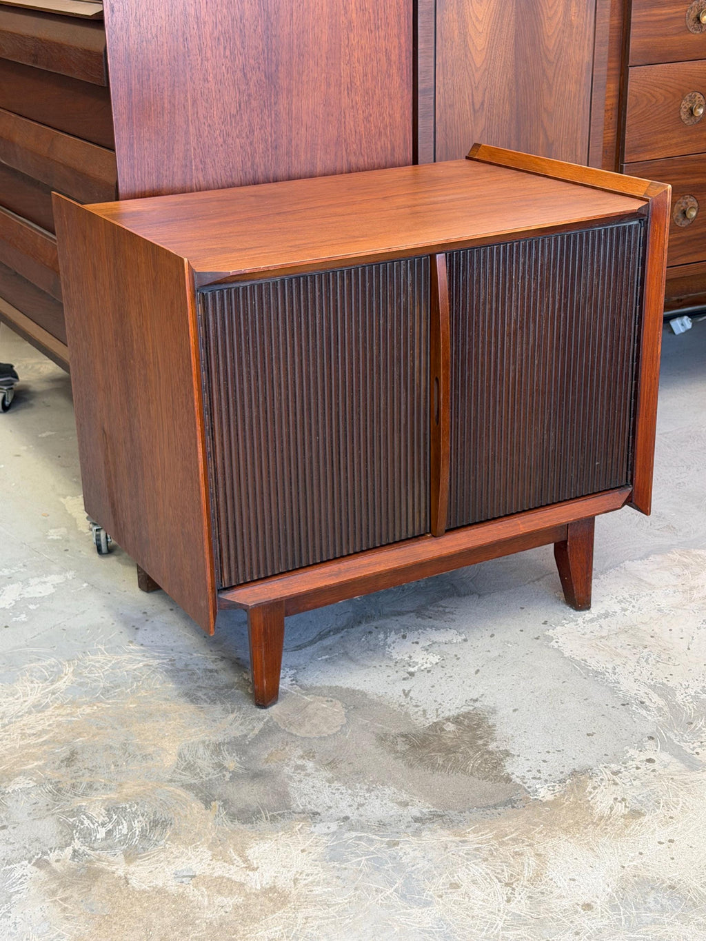 Vintage Lane First Edition Nightstand Mid Century Modern