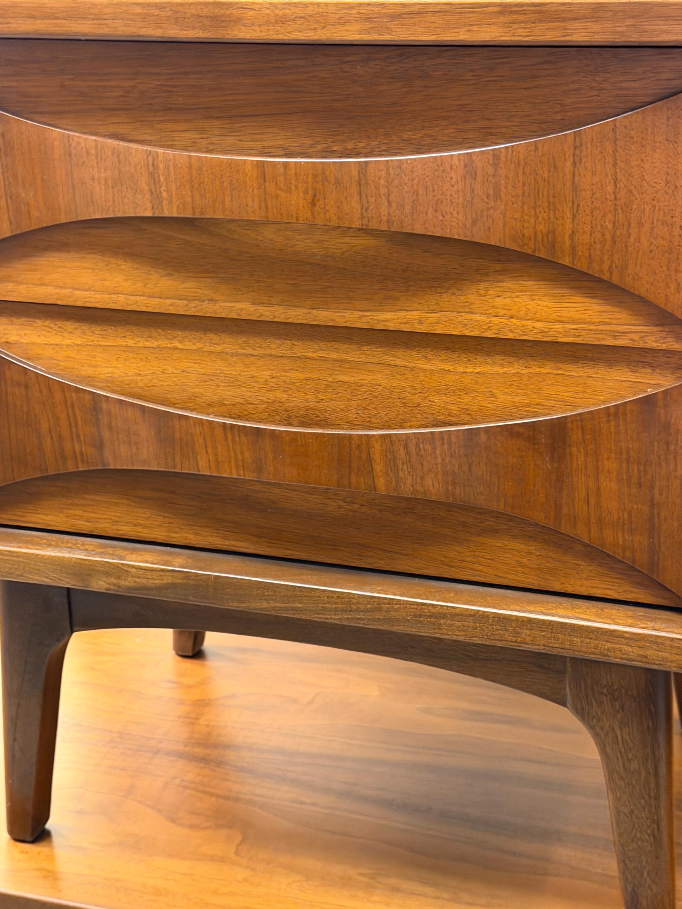Mid Century Modern Vintage United Furniture Nightstand