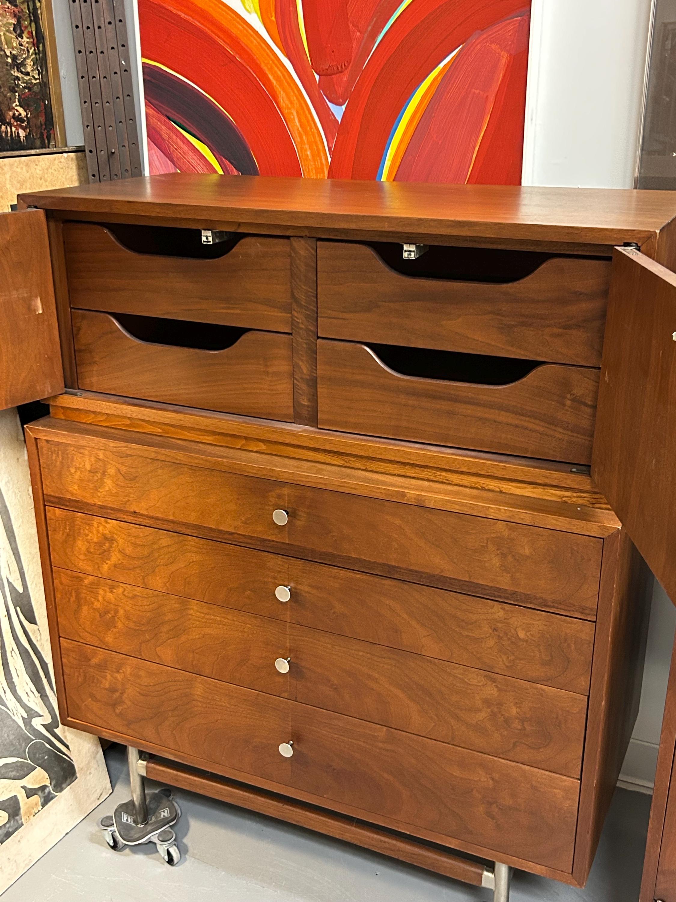 Kroehler Signature Rosewood & Walnut Highboy Dresser