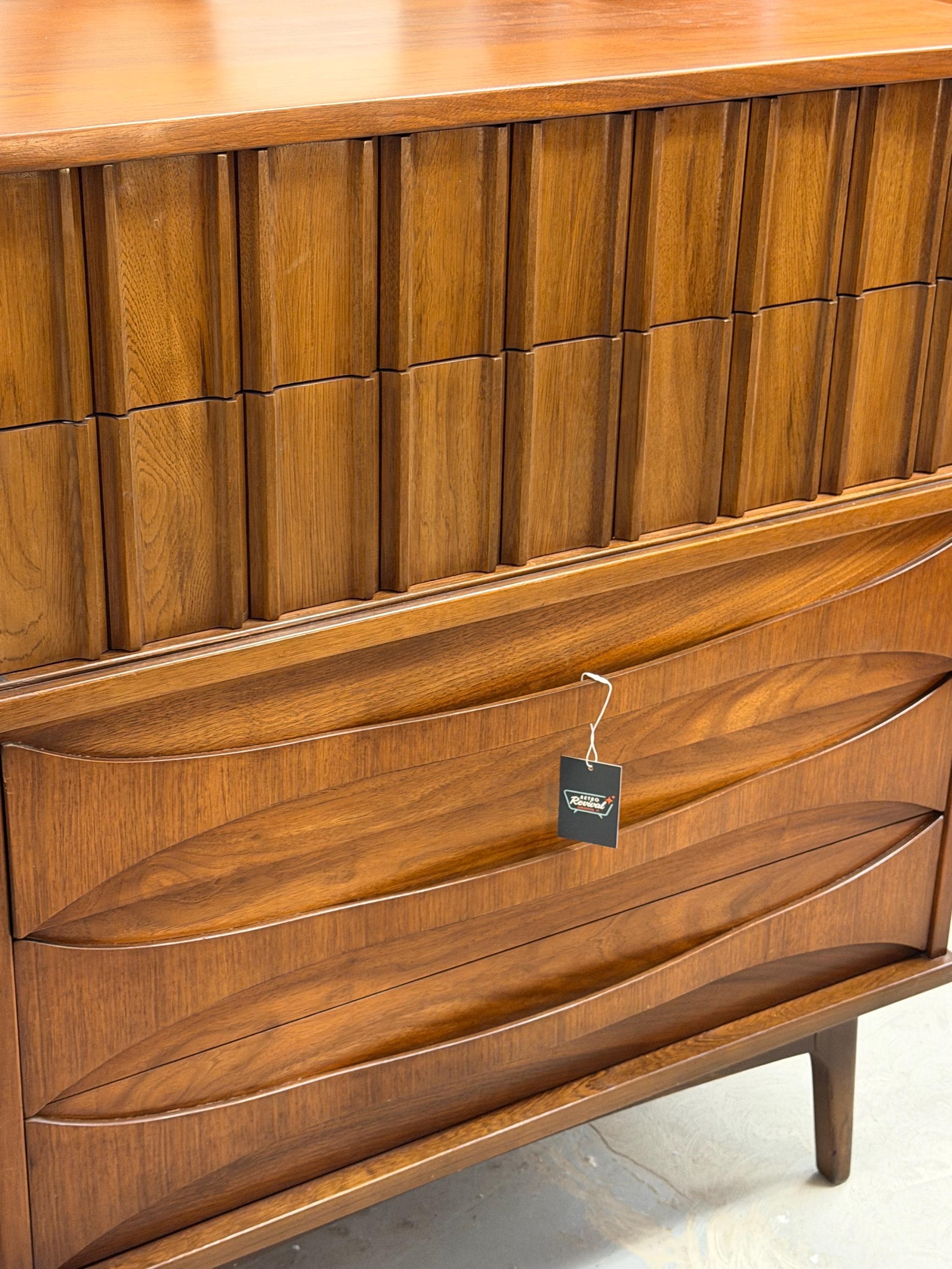 Mid Century Modern Vintage United Furniture Highboy Dresser