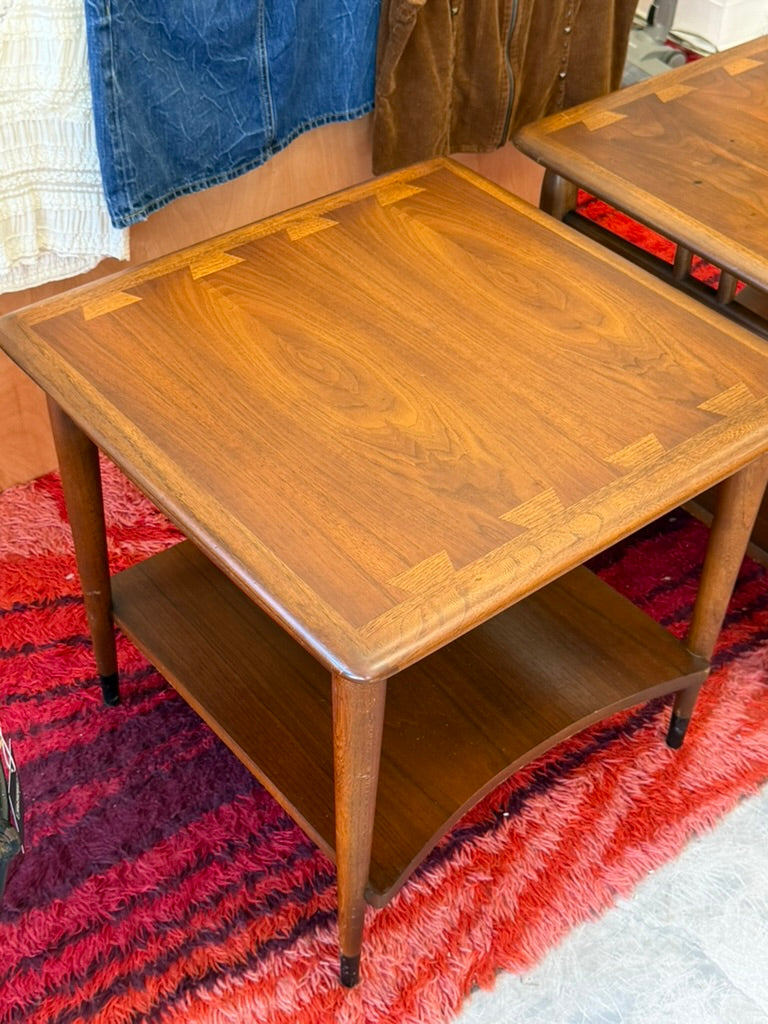 Pair of Lane Acclaim Mid Century Modern Vintage Side/End Tables