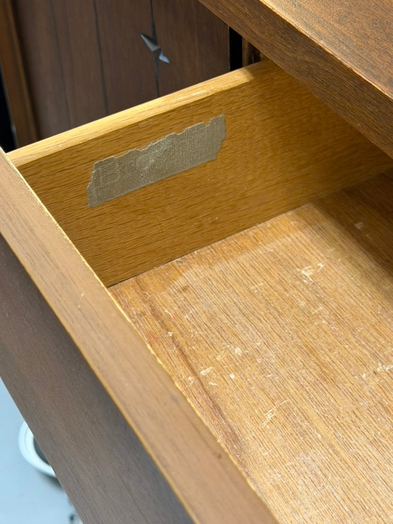Broyhill Saga Lowboy Dresser Mid Century Modern Vintage
