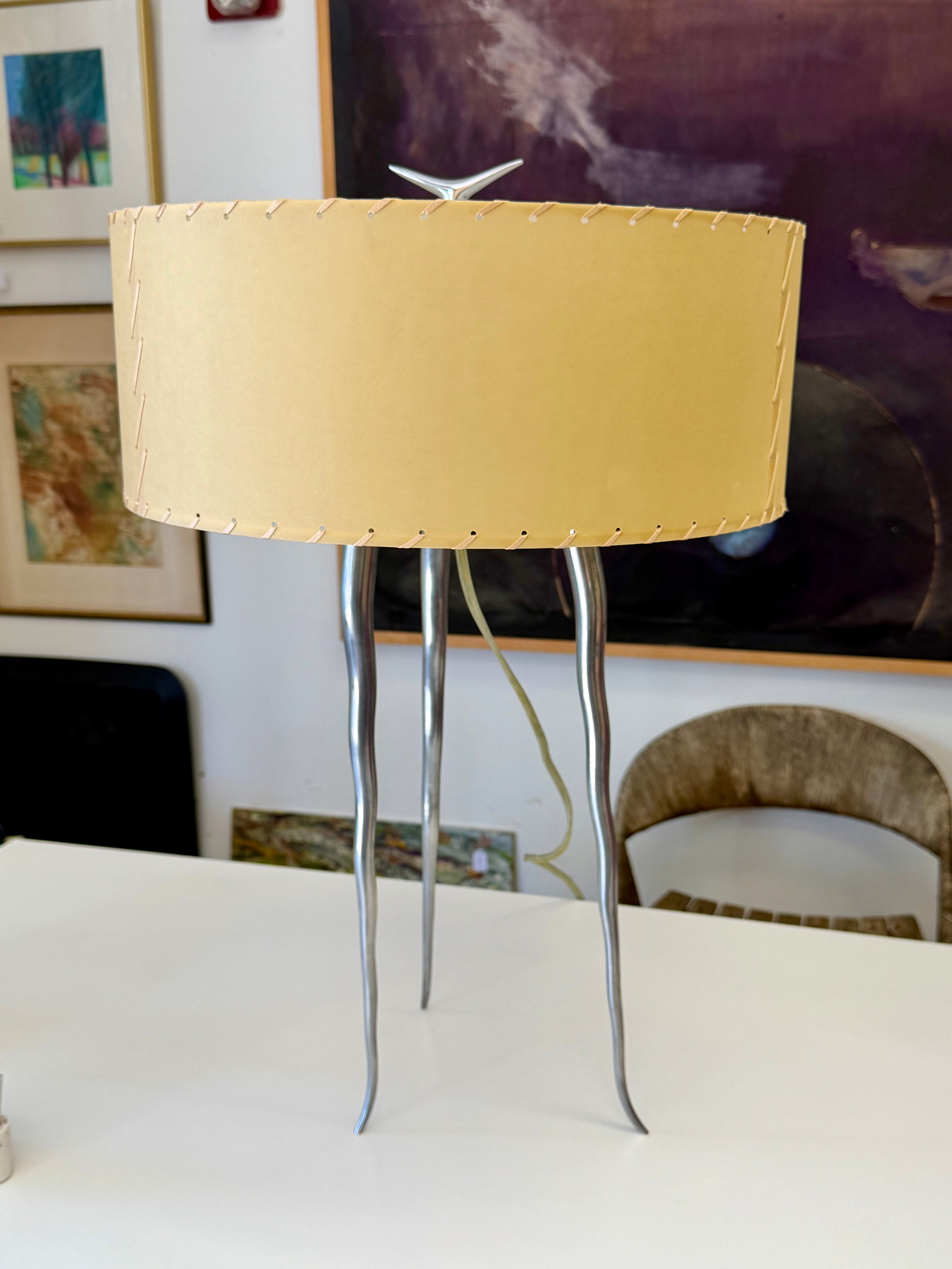 Mid Century Modern Vintage Metal Horn Shape Tri-Leg Table Lamp