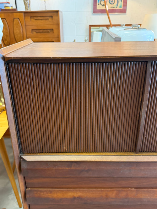 Lane First Edition Vintage Mid Century Modern Highboy