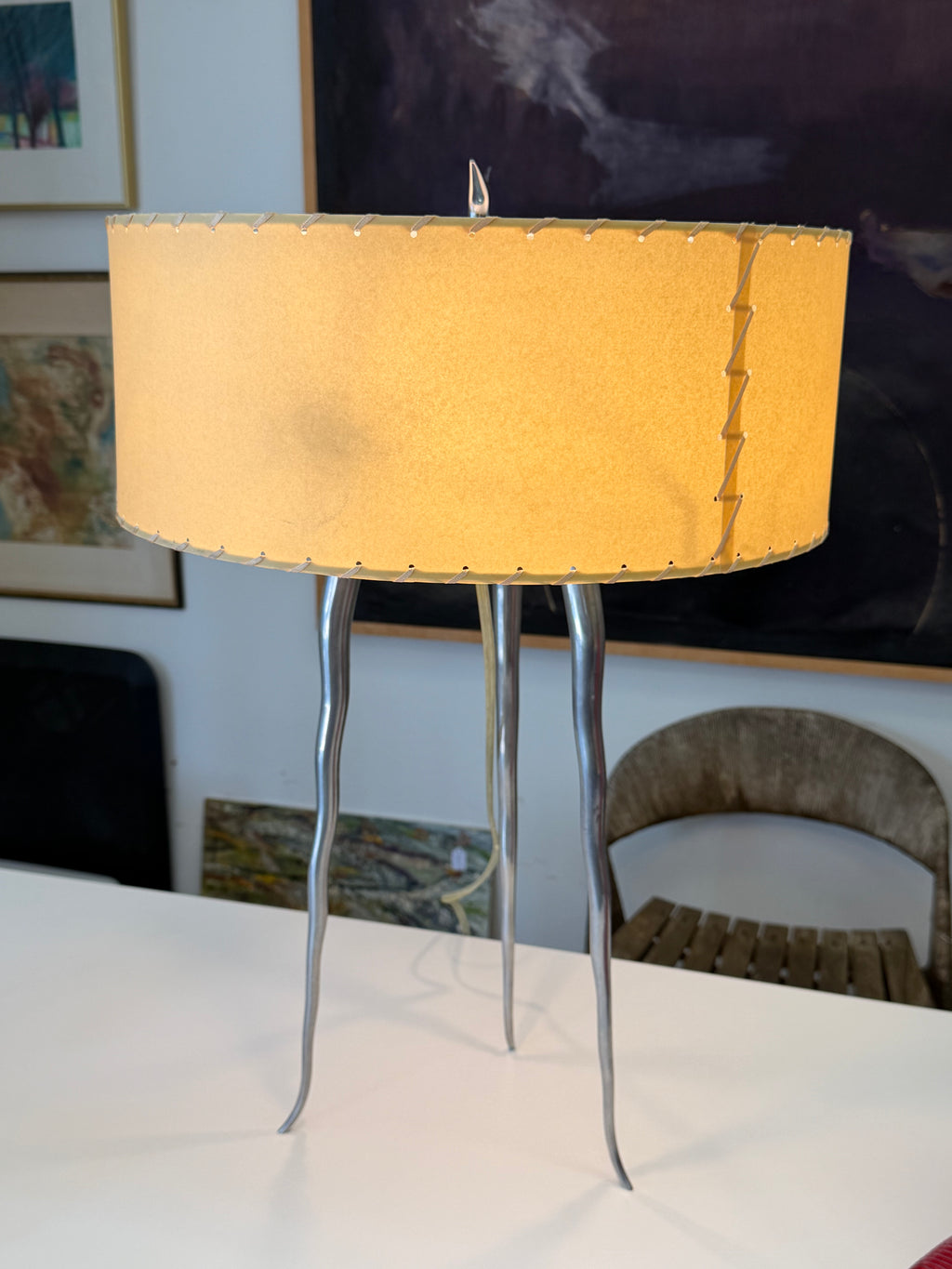 Mid Century Modern Vintage Metal Horn Shape Tri-Leg Table Lamp