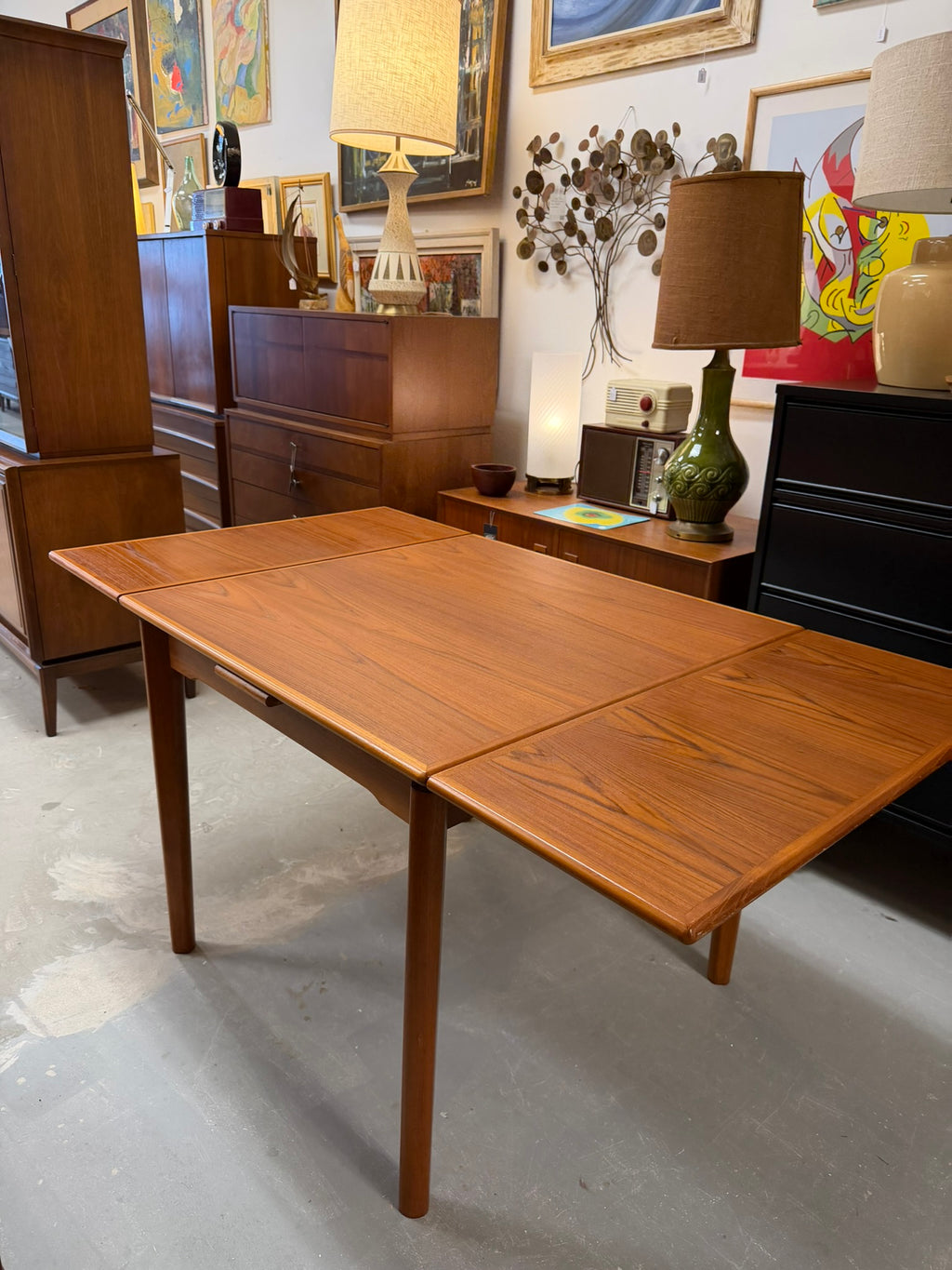 Danish Modern Teak Vintage Dining Table with Leaves