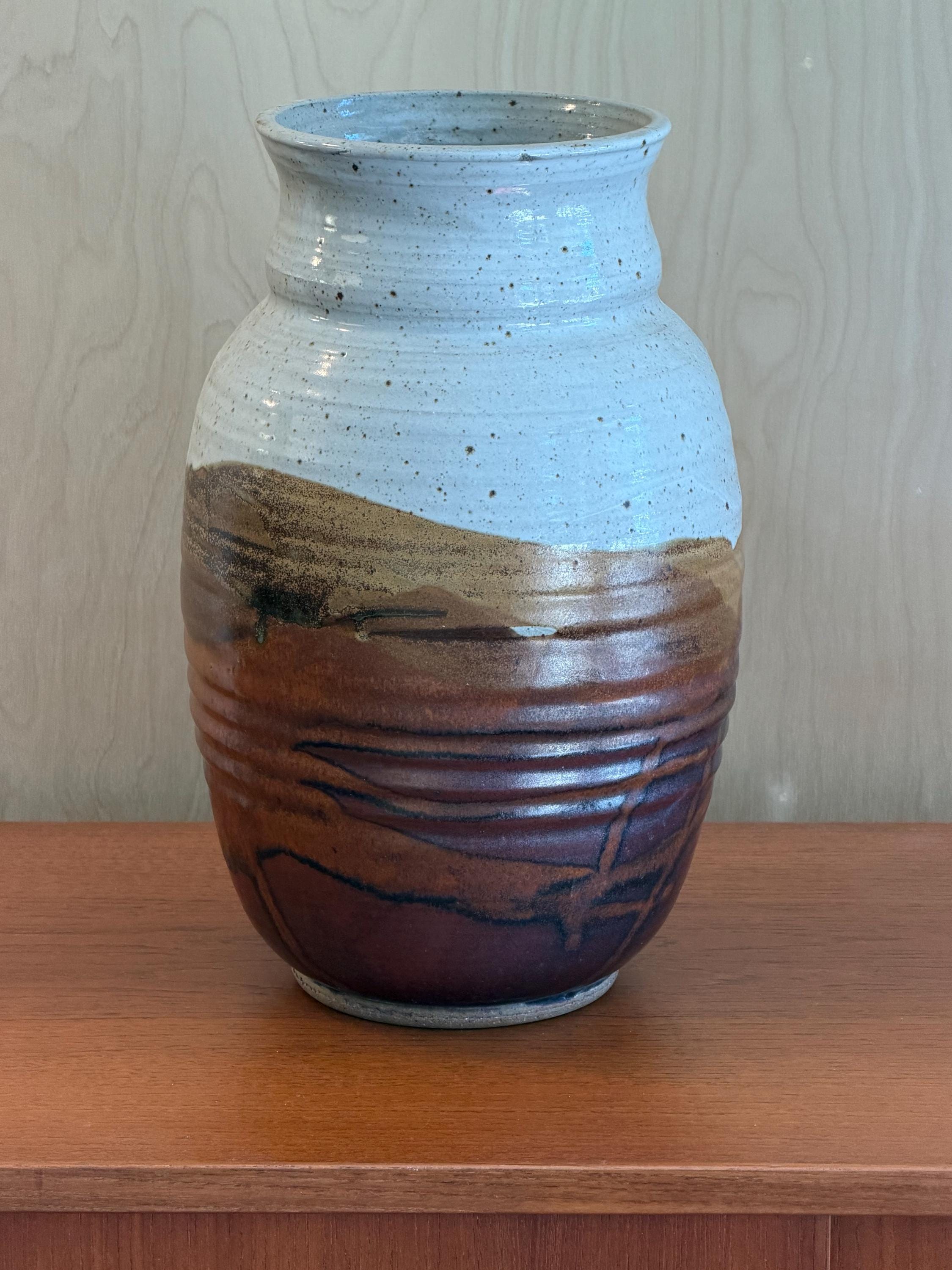 Large Signed Ceramic Pottery Vase - Vintage - Modern