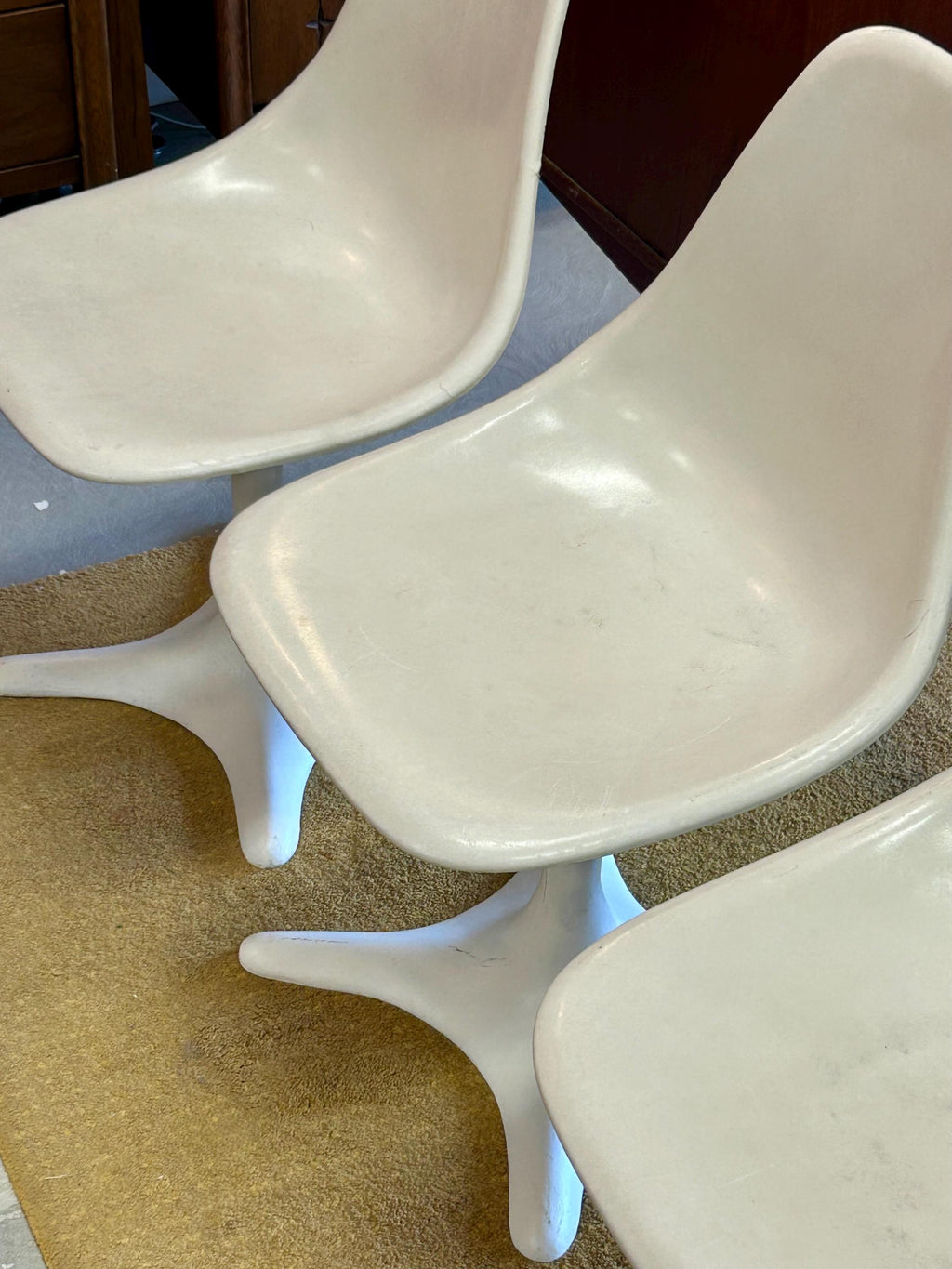 Vintage Mid Century Modern Fiberglass Tulip Dining Chairs - Set of 4